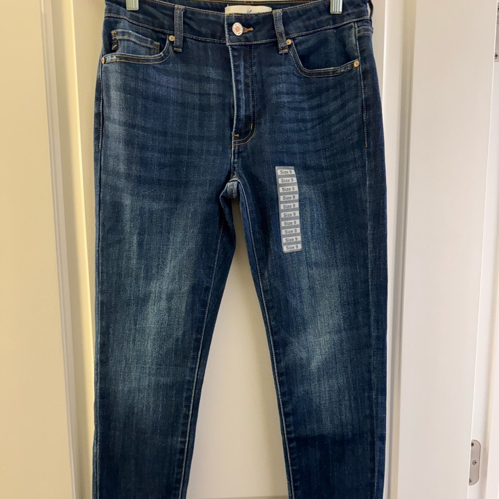 Kancan Jeans size 9 
These fit more of a size 7 
Never worn